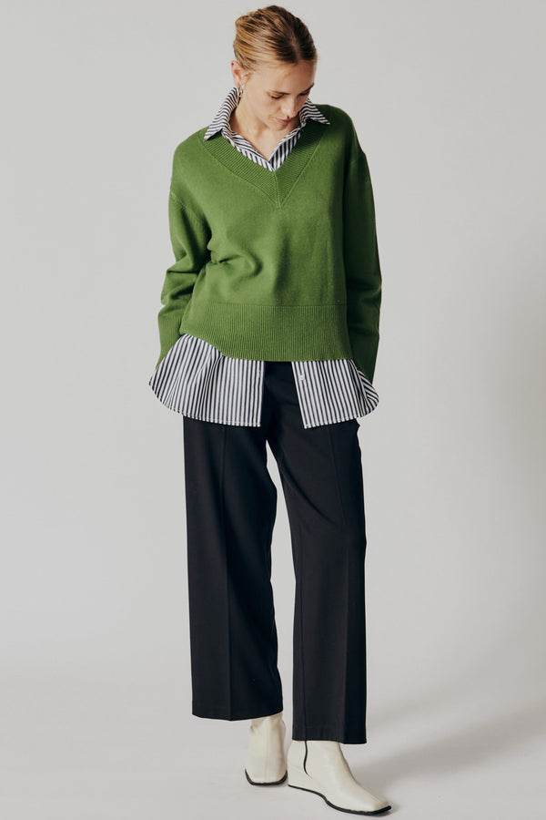 ASCLEPIAS V NECK SWEATER