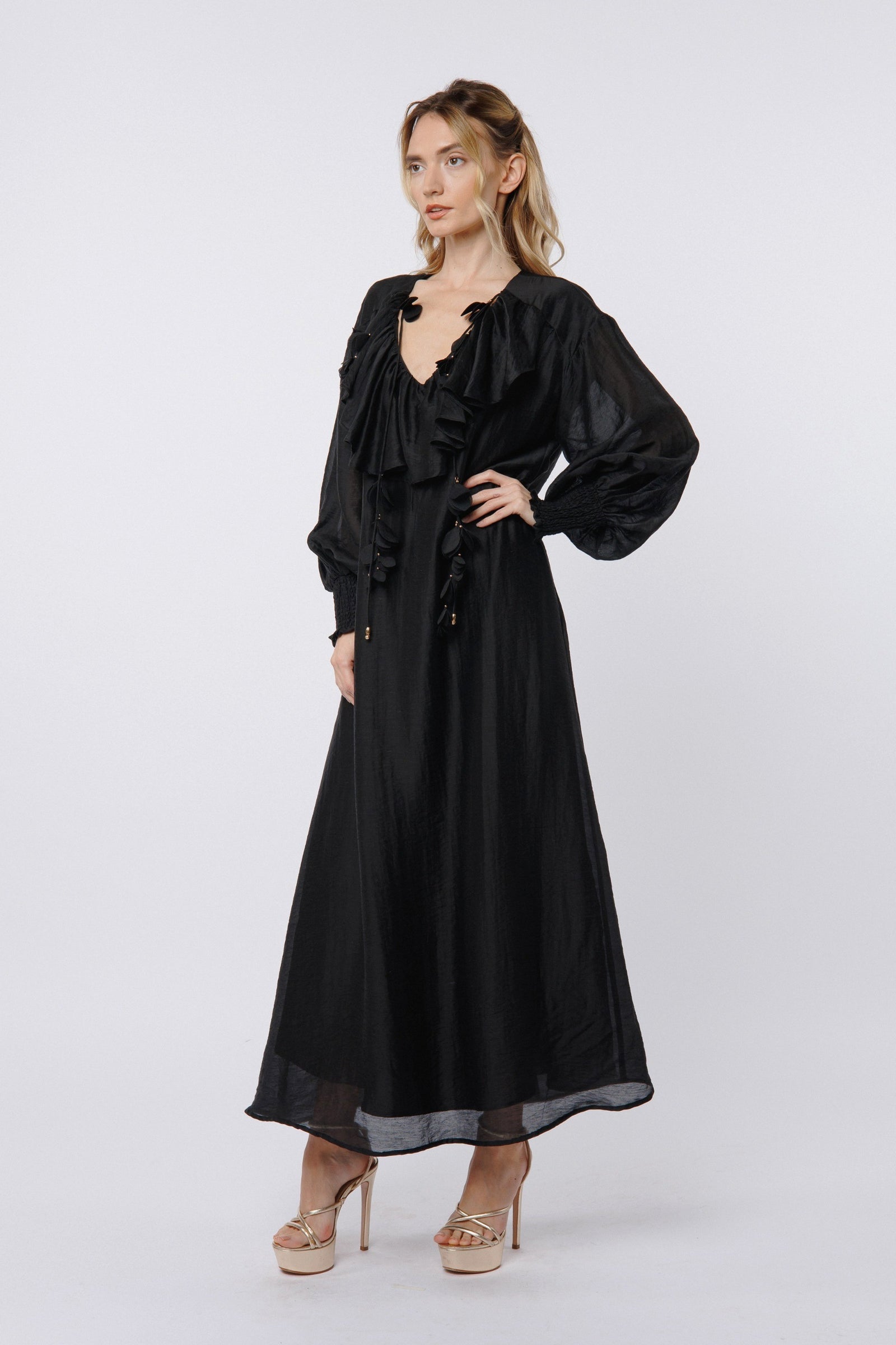 Kiyelle 3D Flowers Ruffle Maxi Dress | CIEBON | Ambiance SF