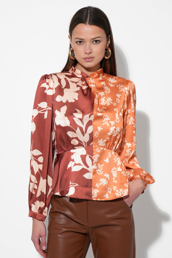 Ruiza Two Toned Mock Neck Blouse