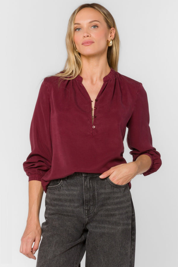 Kevin Popover Top