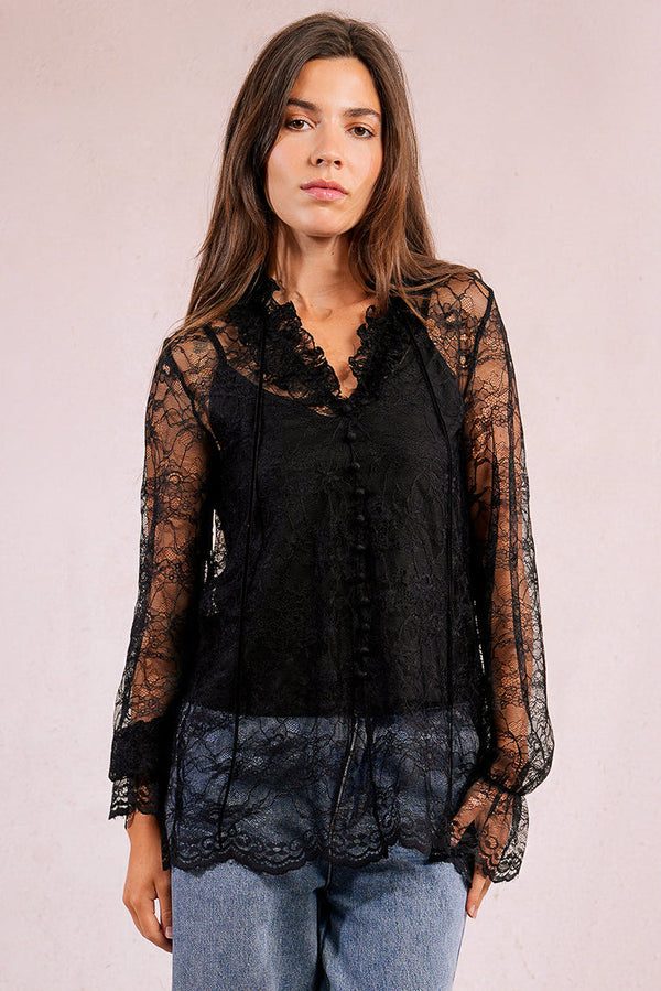 Scalloped Lace Blouse