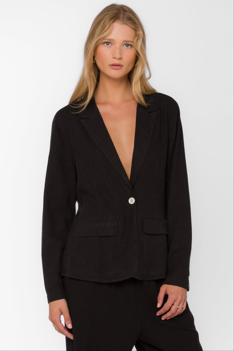 Loni Blazer