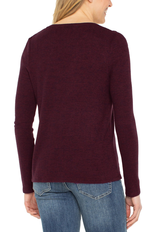 Long Sleeve V-neck Knit Top