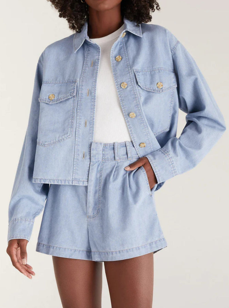 z supply sunseeker chambray jacket, long sleeves, collared, oversized chest pockets, button front, light chambray