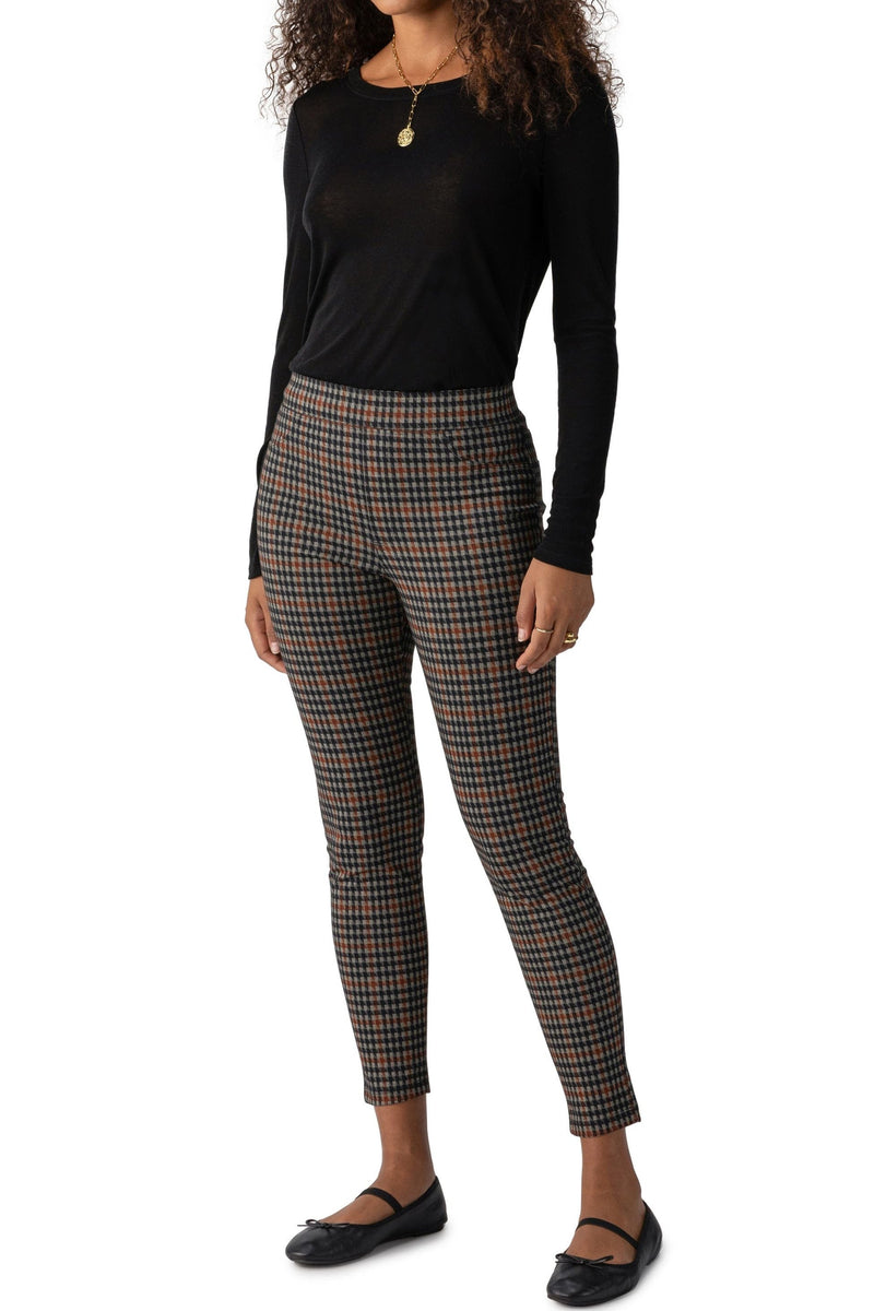 Runway Legging - Arrow Plaid