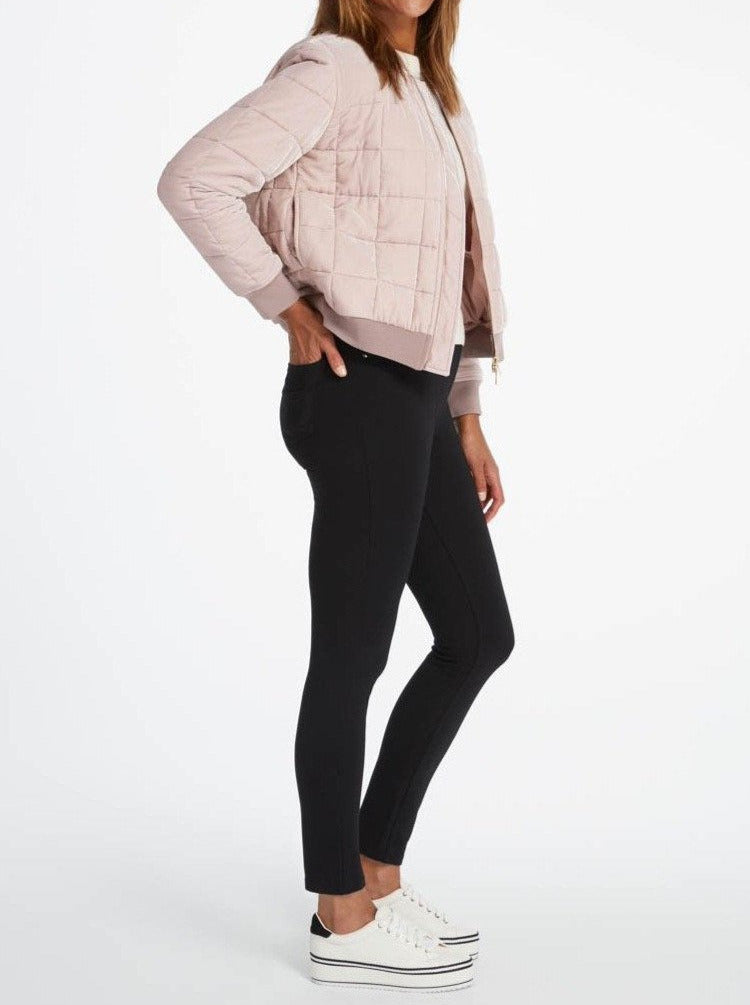 Spanx | The Perfect Pant Ankle 4-Pocket | side view on model with jacket