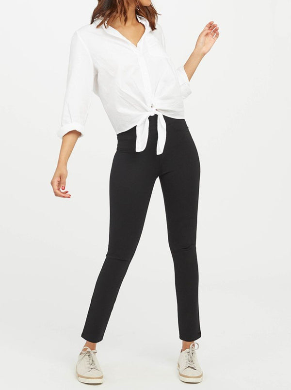 Spanx | The Perfect Pant Ankle 4-Pocket | front view on model with white shirt