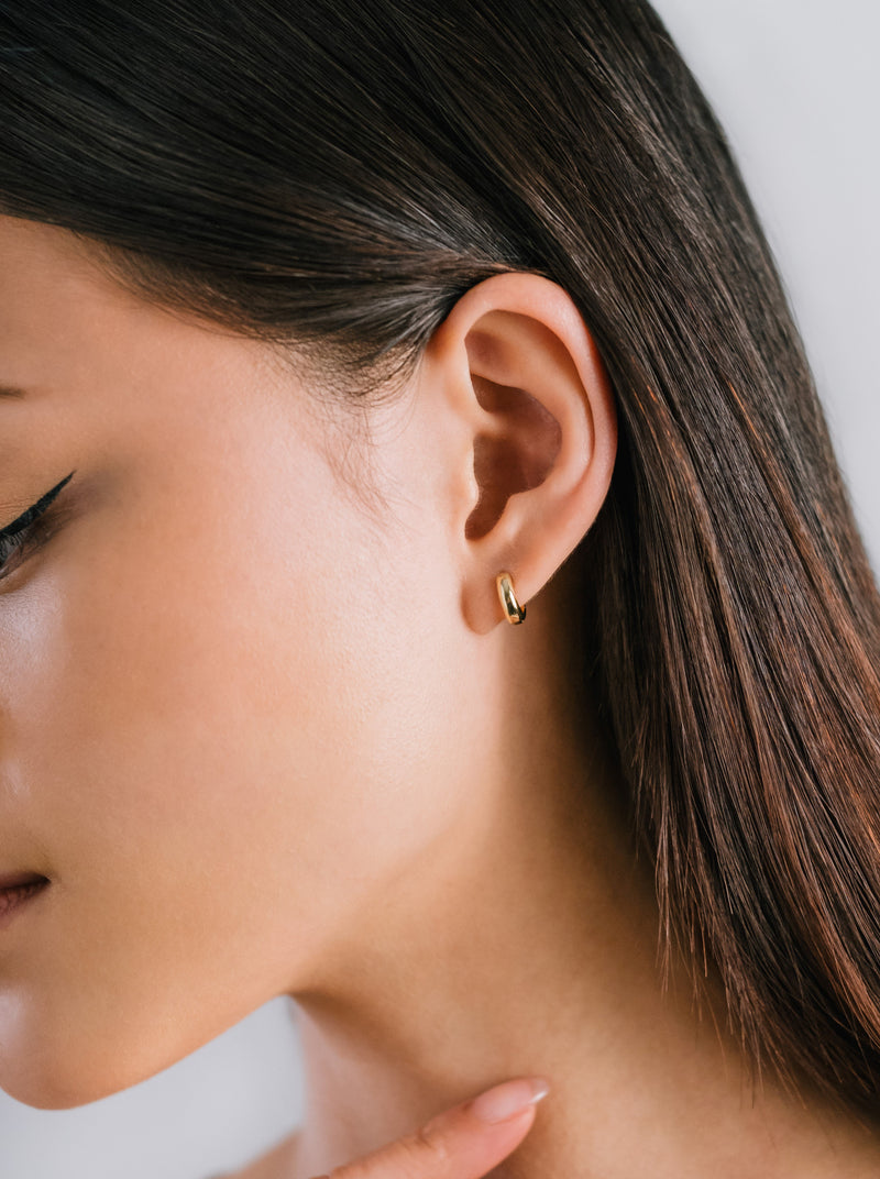 Bea 10mm Hoop Earring