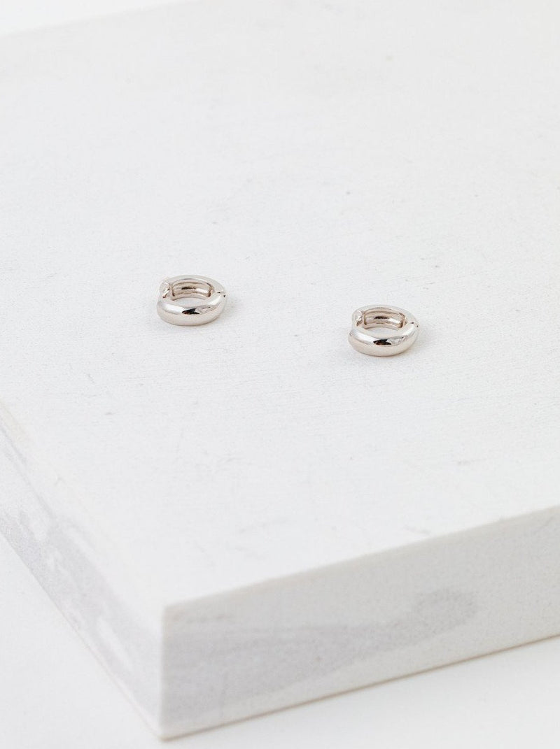 Bea 10mm Hoop Earring