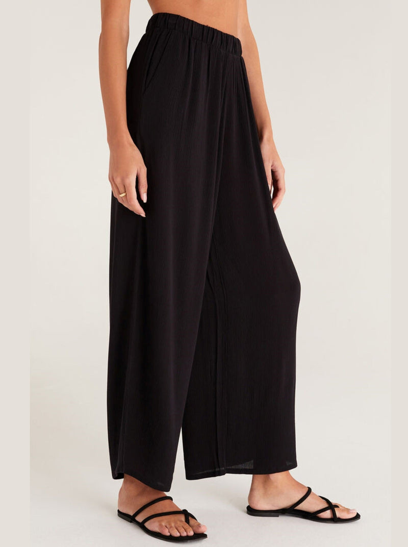 z supply santiago pull on crinkle pant, elastic waist, front pockets, wide leg, black