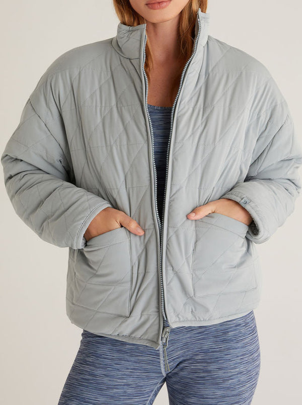 On-The-Go Reversible Quilted Sherpa Jacket - Morning Fog
